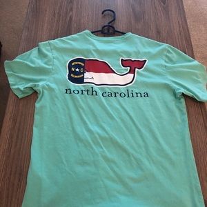 Vineyard vines tee